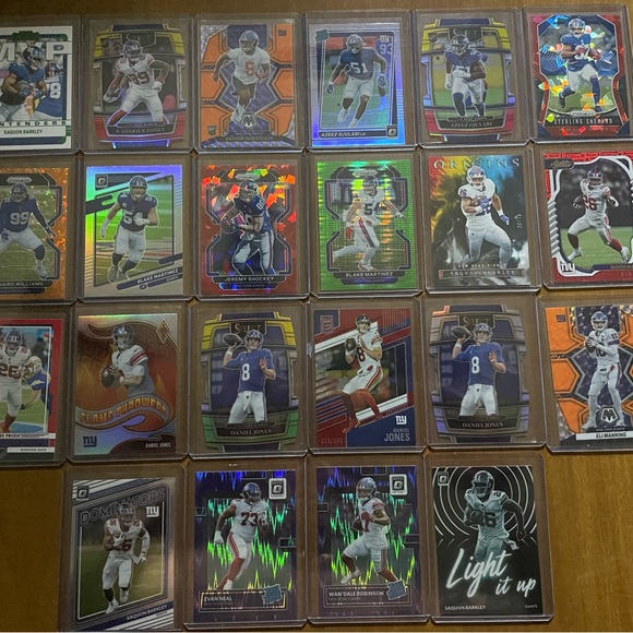 Sports card lot - Picture 2 of 16